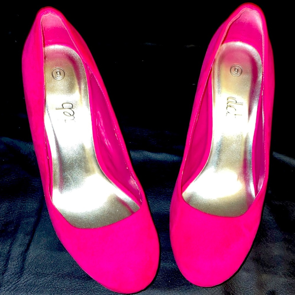 Ladies shoes